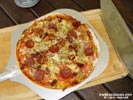 How to make pizza like this one.