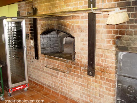 Maleny in Australia, large 1955 bakery brick oven.