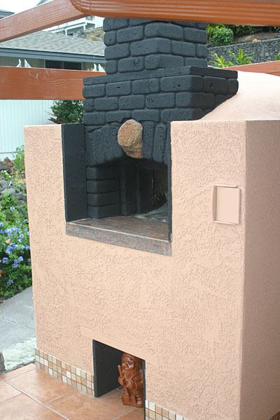 Dante pizza oven built in Hawaii.