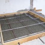 The vermiculite insulation layer.