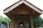 Large roof for outdoor oven