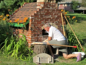 Nice structure, size was modified. Built lower and shorter. By Don in Plymouth, MN, USA.