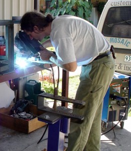 Welder fitter metal craftsman