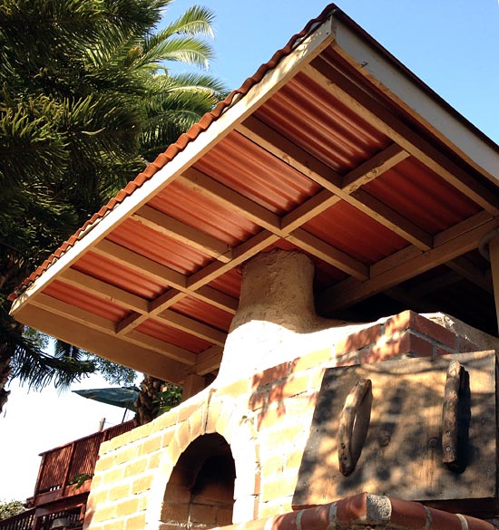 Red brick oven - built without building training course.